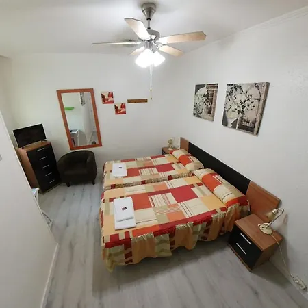 Pension Meson Del Barro - Pamplonabeds-3