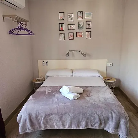 Hostal La Cabana-3