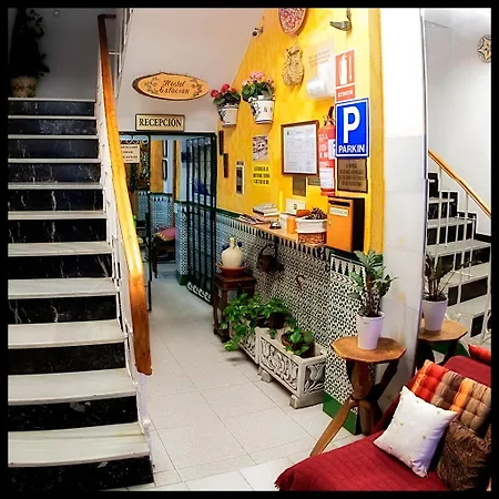 Hostal Estacion-2