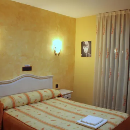 Hostal Regio-2