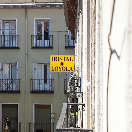 Hostal Loyola-3