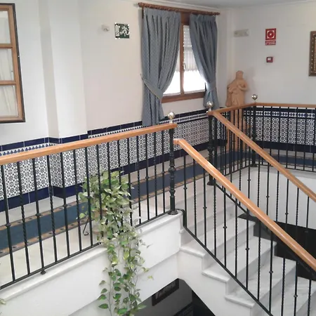 Hotel Mairena-2