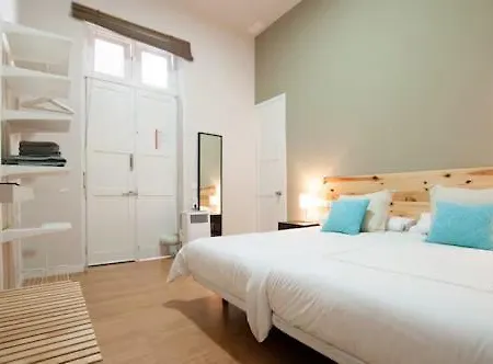 Triana 103 Rooms&Suites-3