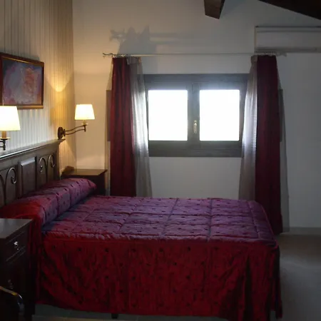Hotel Encinar Bungalows-Restaurante-2