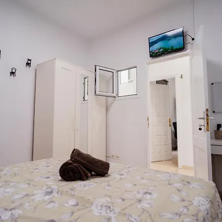 Holiday And Student House-2