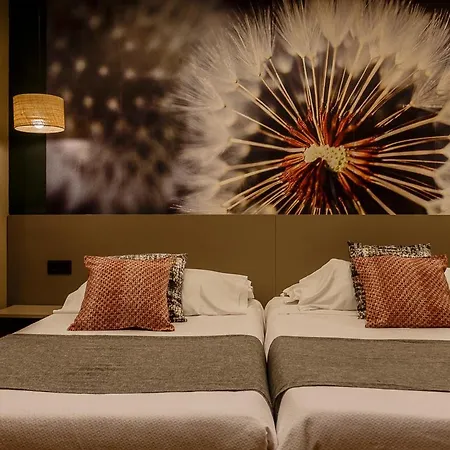 Hostal Rodas Pamplona-3