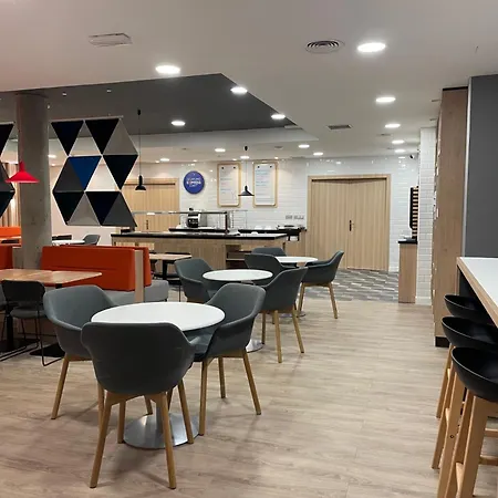Holiday Inn Express San Sebastian de los Reyes, an IHG Hotel-3