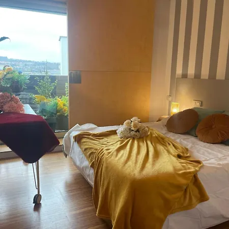 Gloria'S Design House-3
