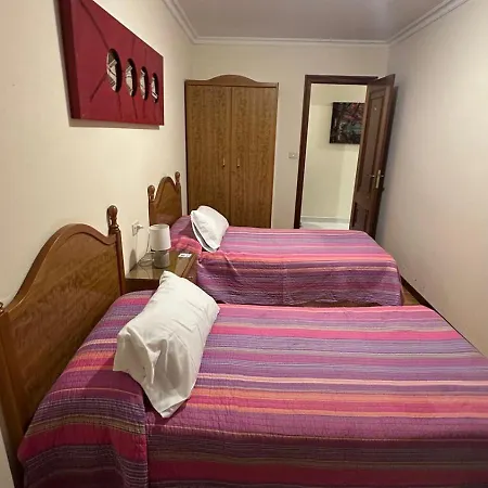 Habitaciones Vistamar-2