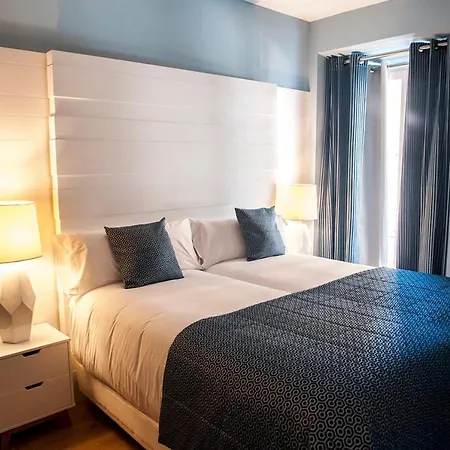 Apartamentos Art Suite Santander-2