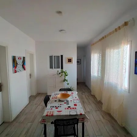 Urban Room-2