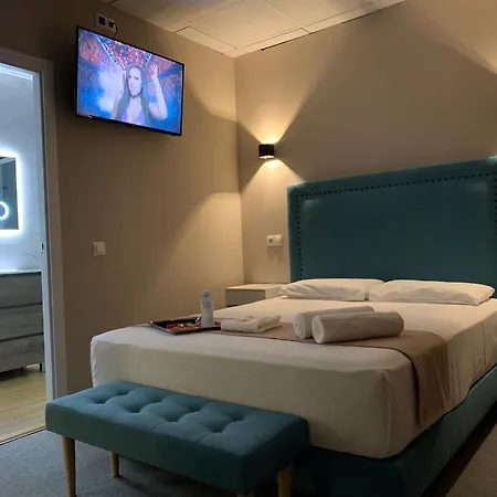 Rooms Luxury Madrid-3