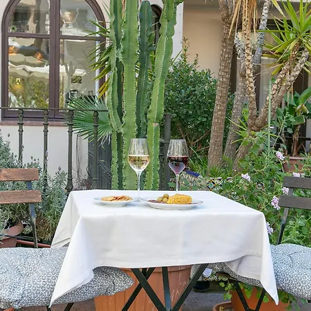 Mihlton Barcelona Boutique B&B (Adults Only)-3