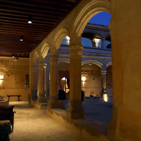 Hotel San Antonio el Real-3