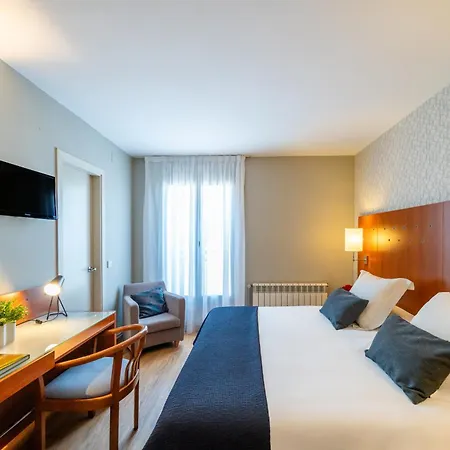 Hotel J. Balmes Vic-2