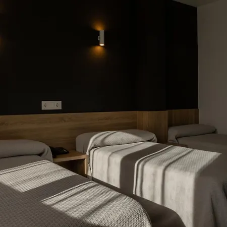 Hotel Hollywood-2