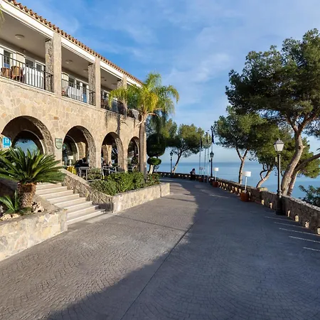 Parador De Malaga Gibralfaro-2