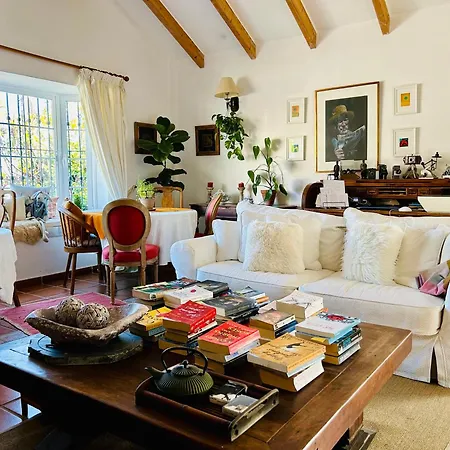 At Home In Malaga Stay & Solo Travellers-3