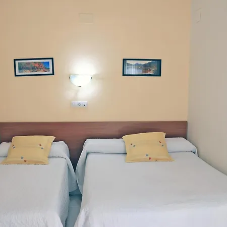 Agusti Hostal-2