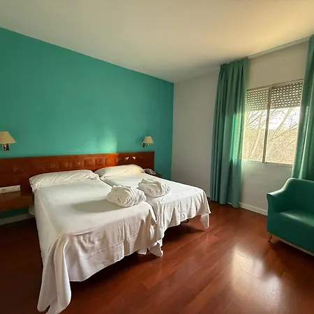 Hotel Parque Balneario Termas Pallares-3