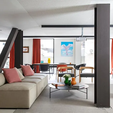 Archie Living-2