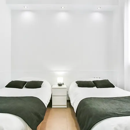 Laramond Barcelona Rooms-3
