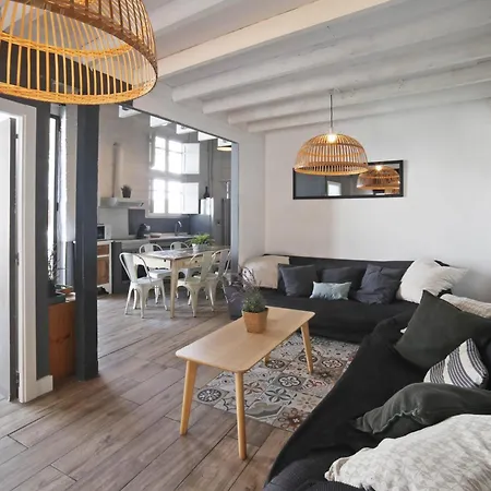 Fridays Flats Casa Lavander-2