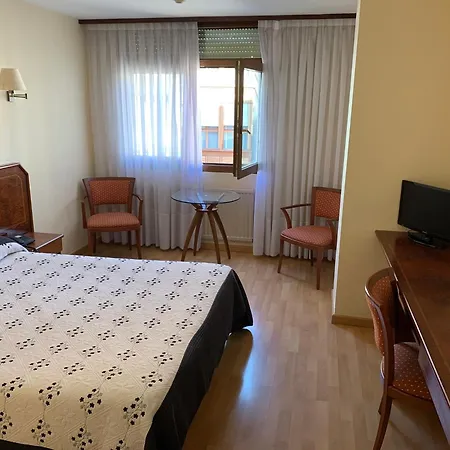 Hotel Unzaga Plaza-3