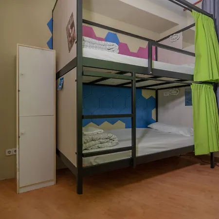 Wow Hostel Barcelona-2