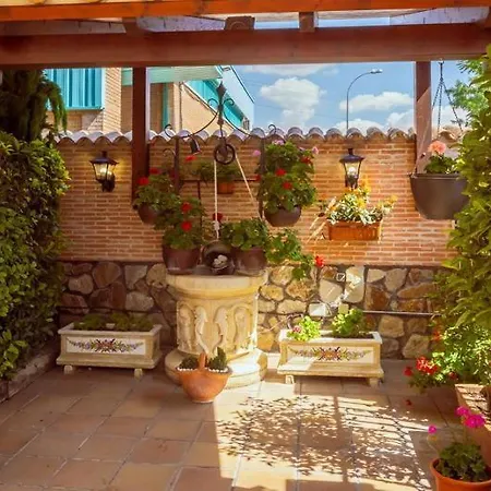 Hostal El Cruce-2