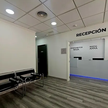 Hostal Anna Benidorm-3