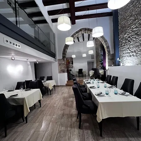 Hotel Palau Dels Osset-3