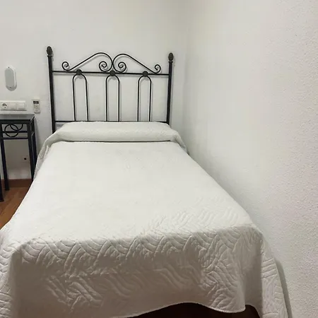 Hotel Mesón del Moro-2