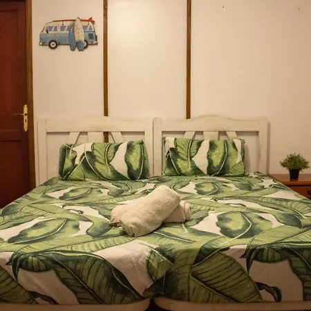 Hostel Banana Surf House-2