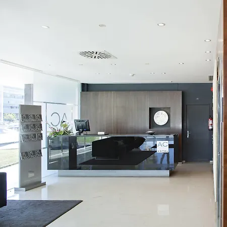 Ac Hotel Huelva By Marriott-2