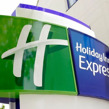 Hotel Holiday Inn Express Madrid-Rivas By Ihg-2