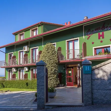 Hotel Lombiña-3