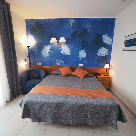 Hotel Montserrat-3