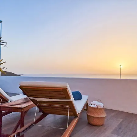 Seaside Home Jacuzzi Pool Free Surf Retreat-3