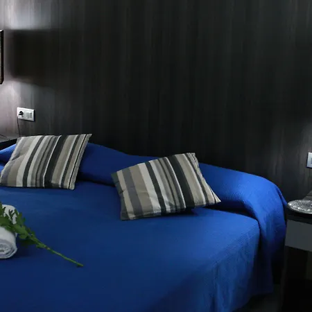 Hotel Los Globos-2