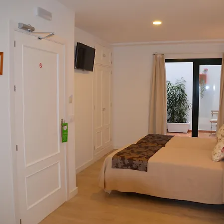 Hotel Dona Lina-2