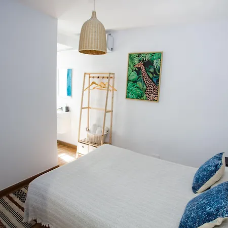 Hostal The Monkey Room-2