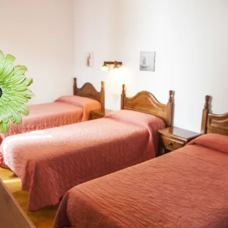 Hostal La Isla-3