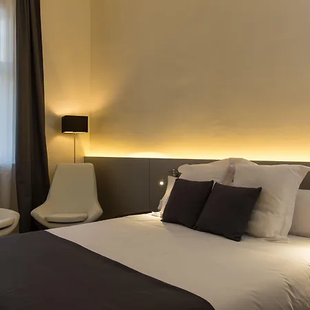 Izaila Plaza Catalunya-2