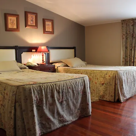 Hotel O Pino-3