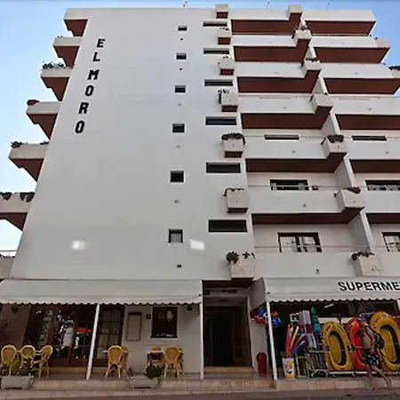 Apartamentos El Moro-3