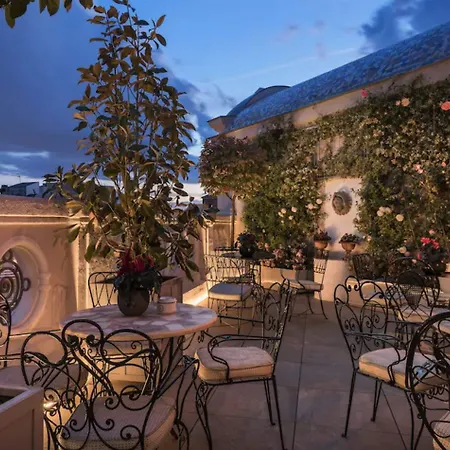 Relais & Chateaux Heritage Hotel-3