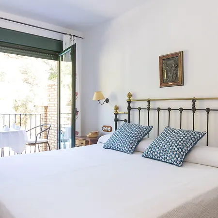 Calerilla Hotel (Adults Only)-3