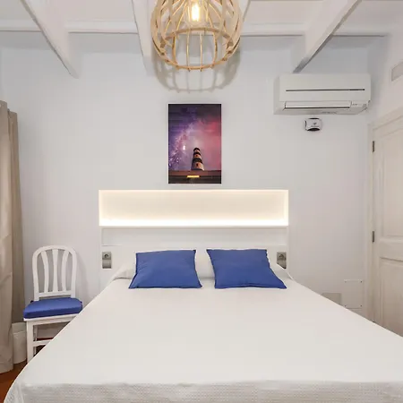 Petit Hotel 5 Fars-3