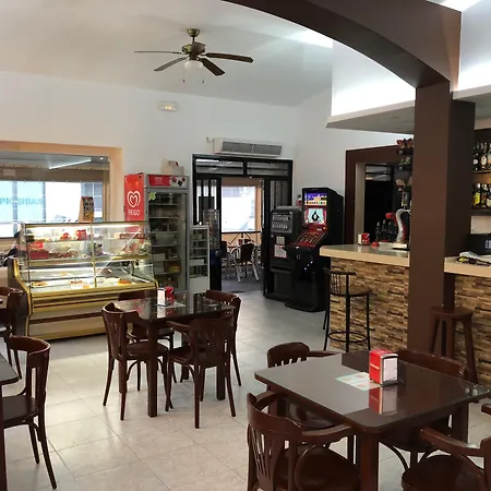 Hostal Barbate-2